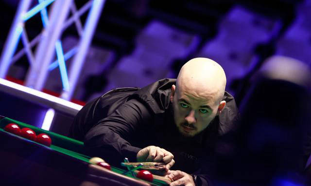 显示出他超 显示出他超