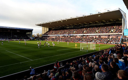 重团队配合 重团队配合