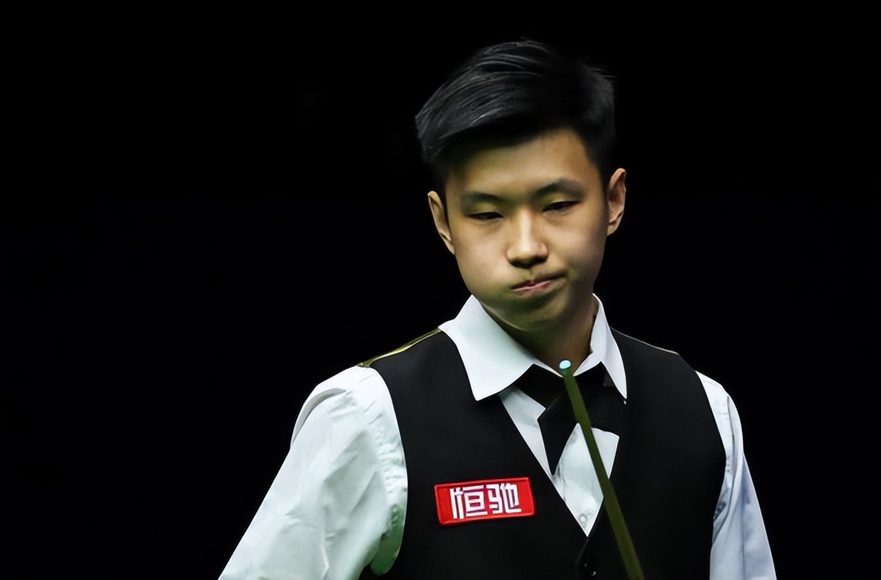 顶级赛事中 顶级赛事中